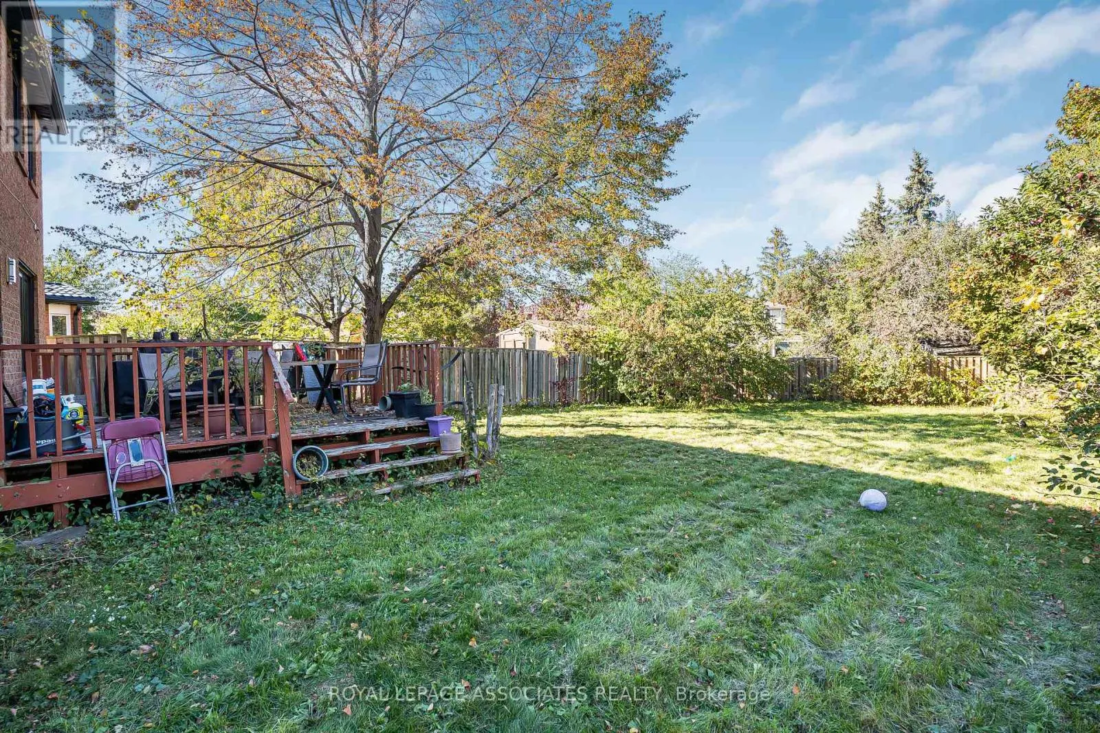 95 CARISBROOKE SQUARE