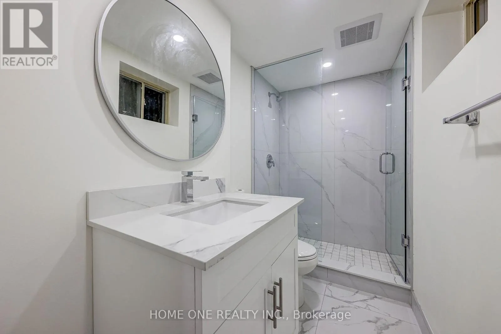 12 LAURALYNN CRESCENT