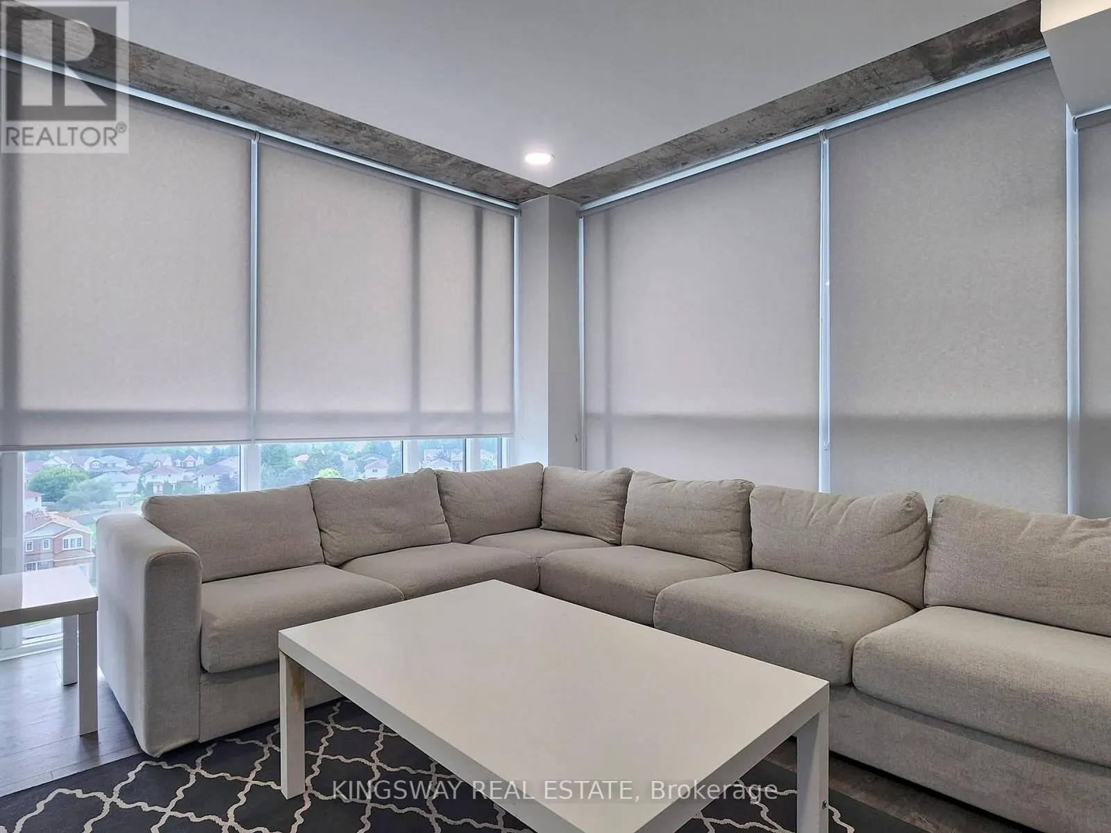 631 - 1900 SIMCOE STREET N