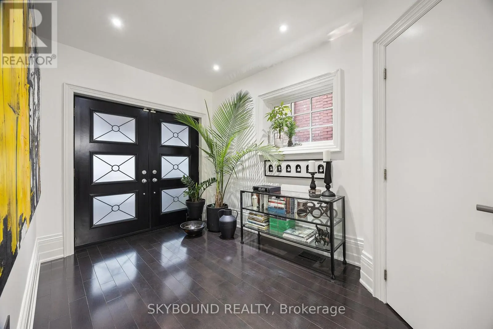 20 FAIRVIEW BOULEVARD