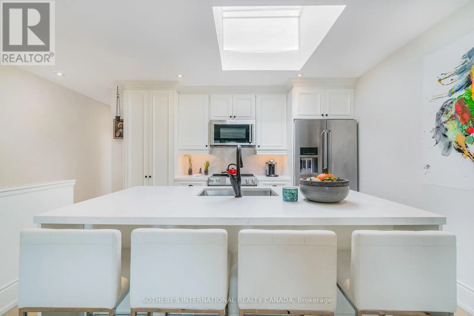 UPPER - 466 SAMMON AVENUE