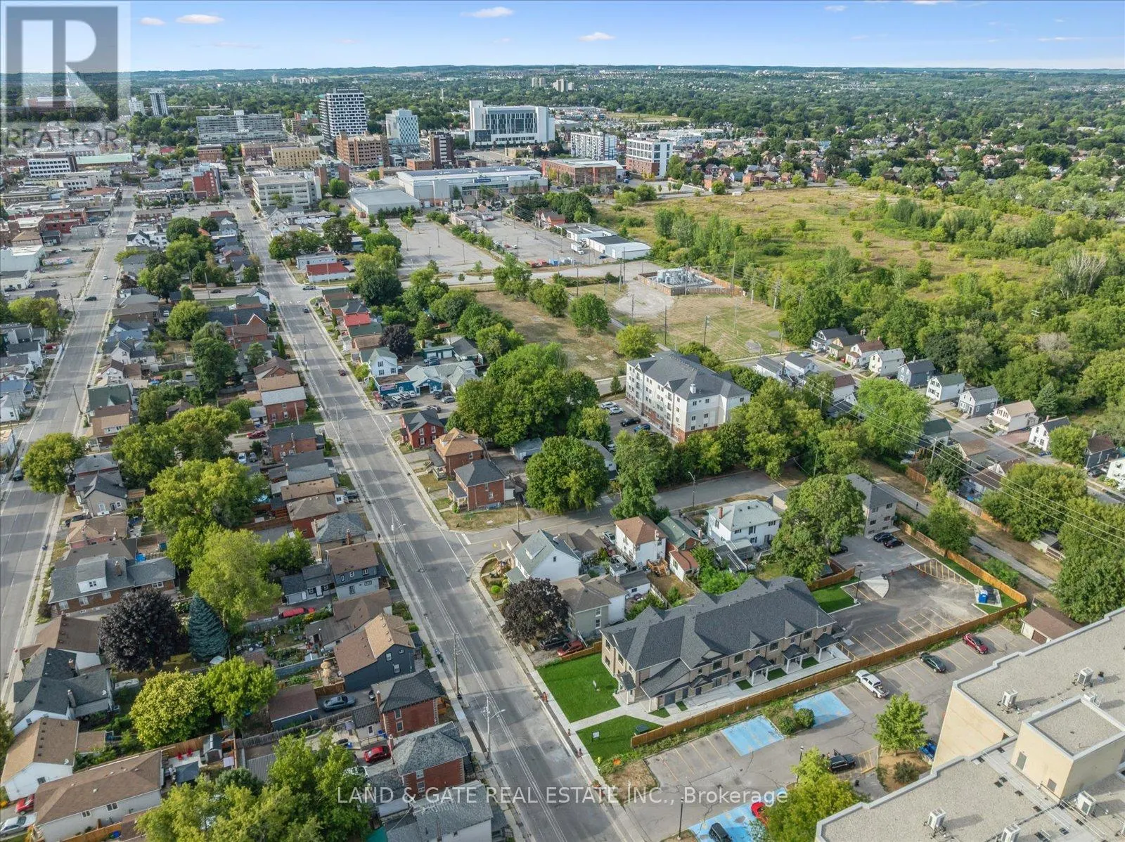 2 - 223 ALBERT STREET, #2