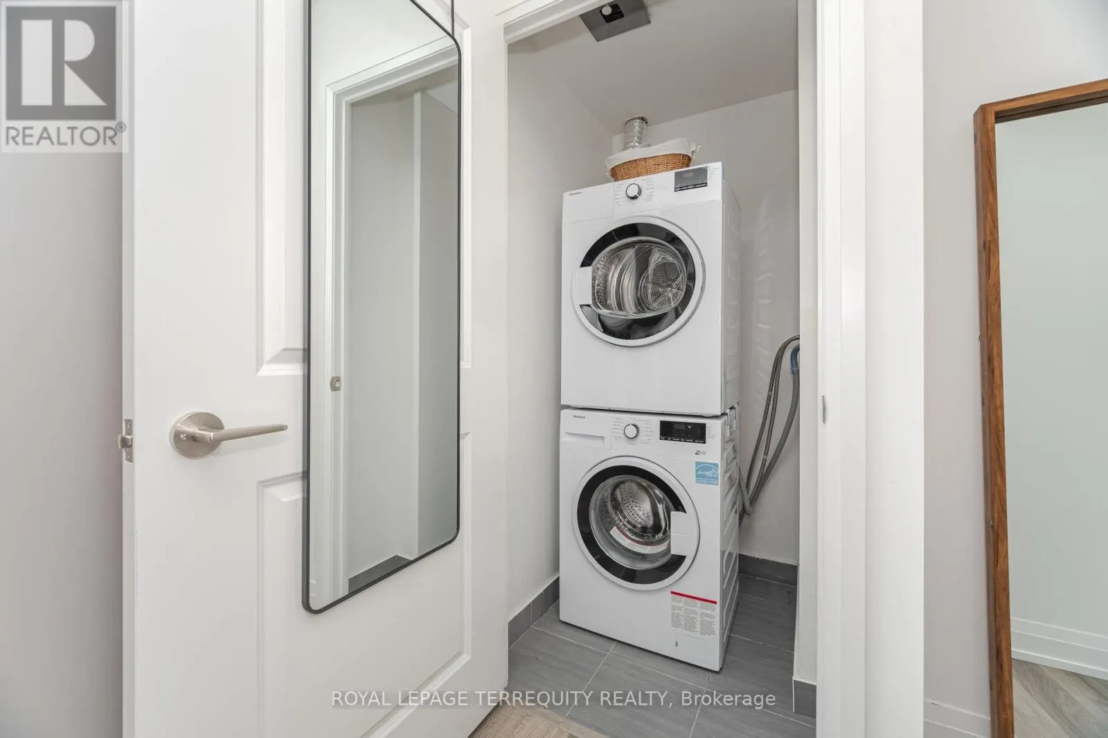 509 - 3121 SHEPPARD AVENUE E