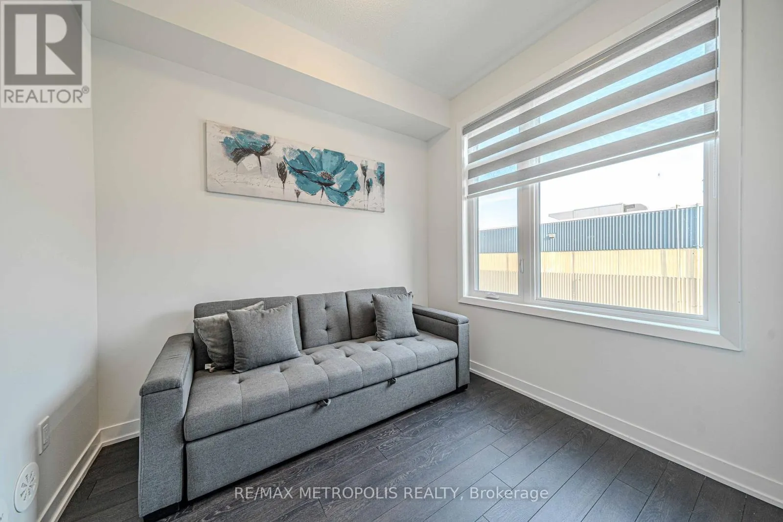 606 - 1865 PICKERING PARKWAY