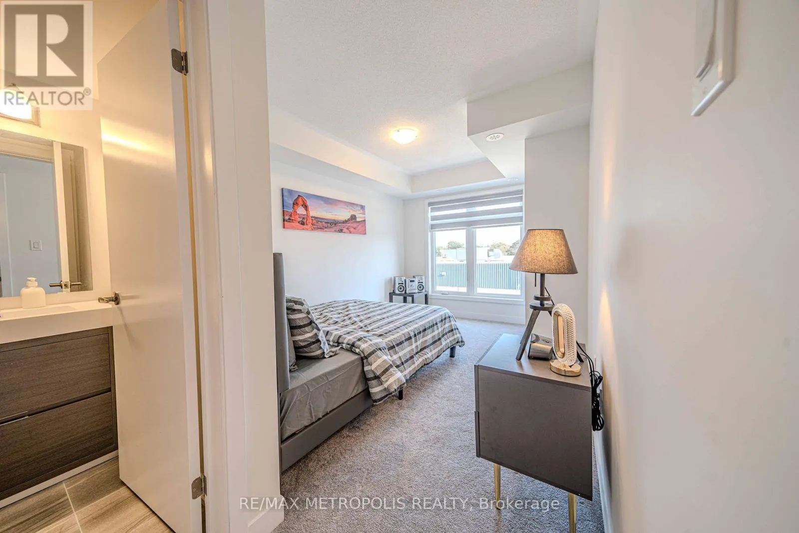 606 - 1865 PICKERING PARKWAY