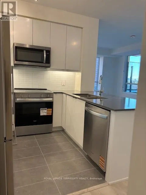 724 - 3270 SHEPPARD AVENUE E