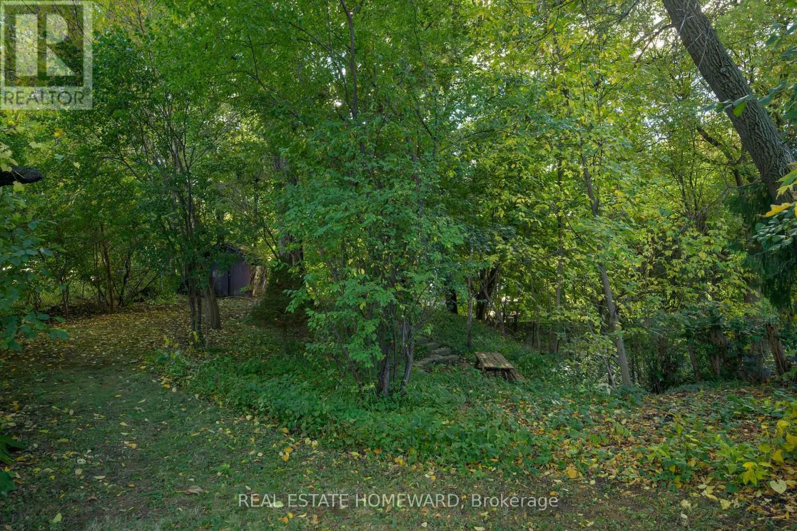 59 PARKVIEW HILL CRESCENT