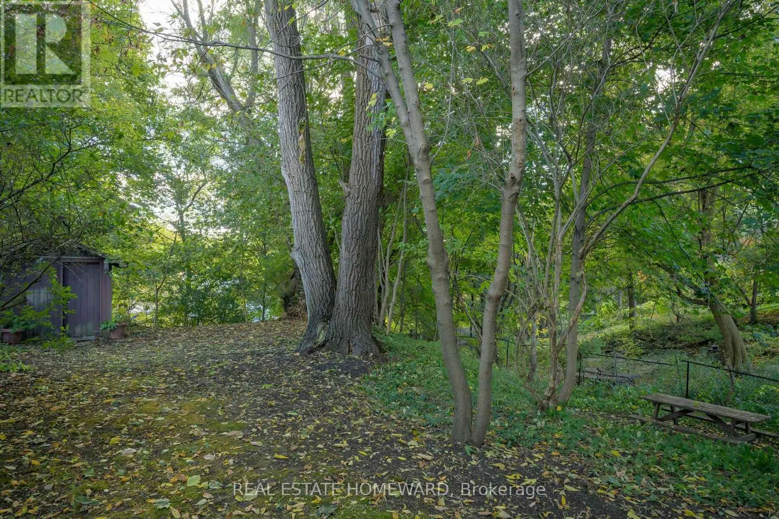 59 PARKVIEW HILL CRESCENT