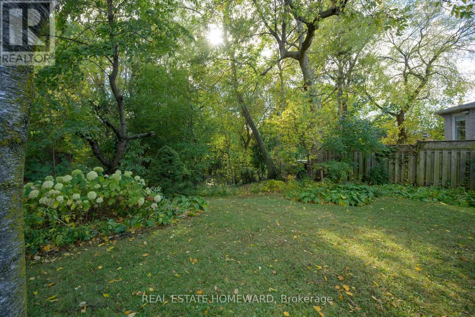 59 PARKVIEW HILL CRESCENT