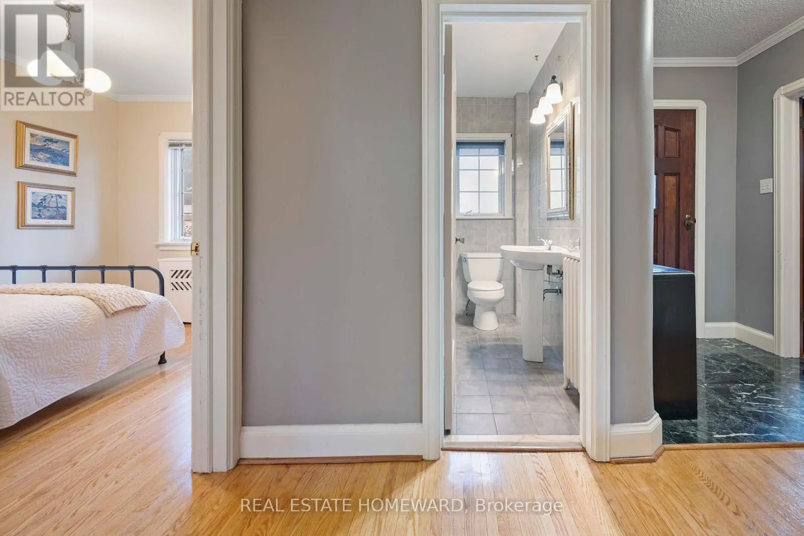 59 PARKVIEW HILL CRESCENT