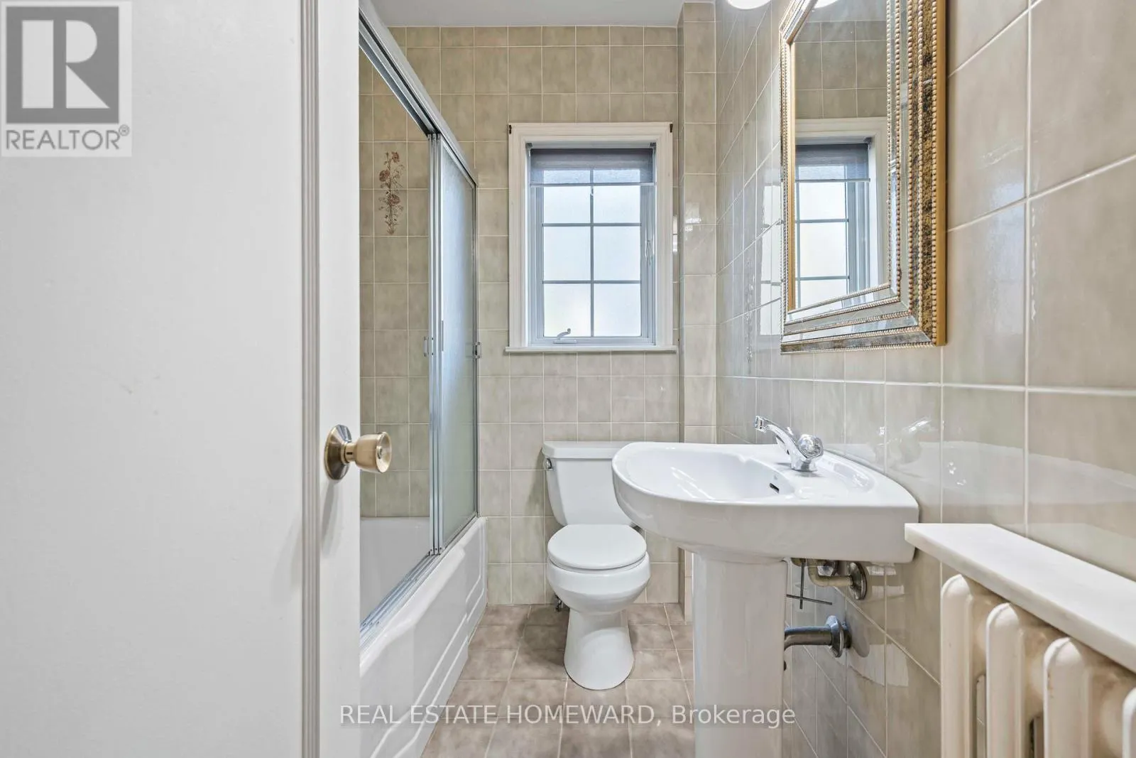 59 PARKVIEW HILL CRESCENT