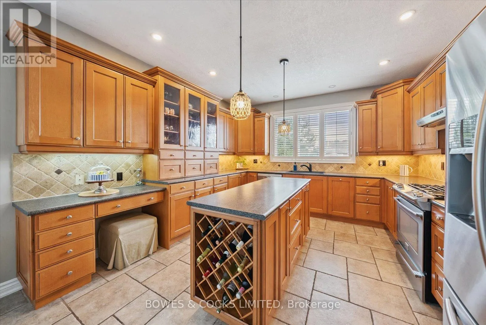 4588 PAYNES CRESCENT