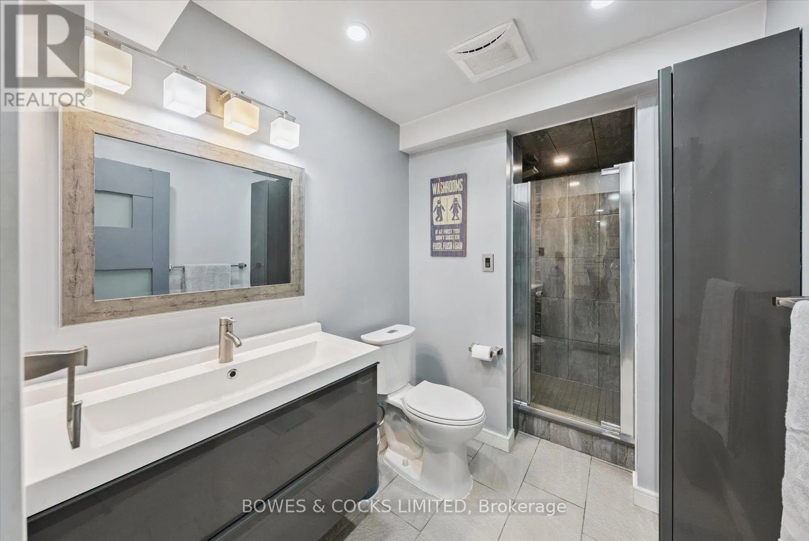 4588 PAYNES CRESCENT