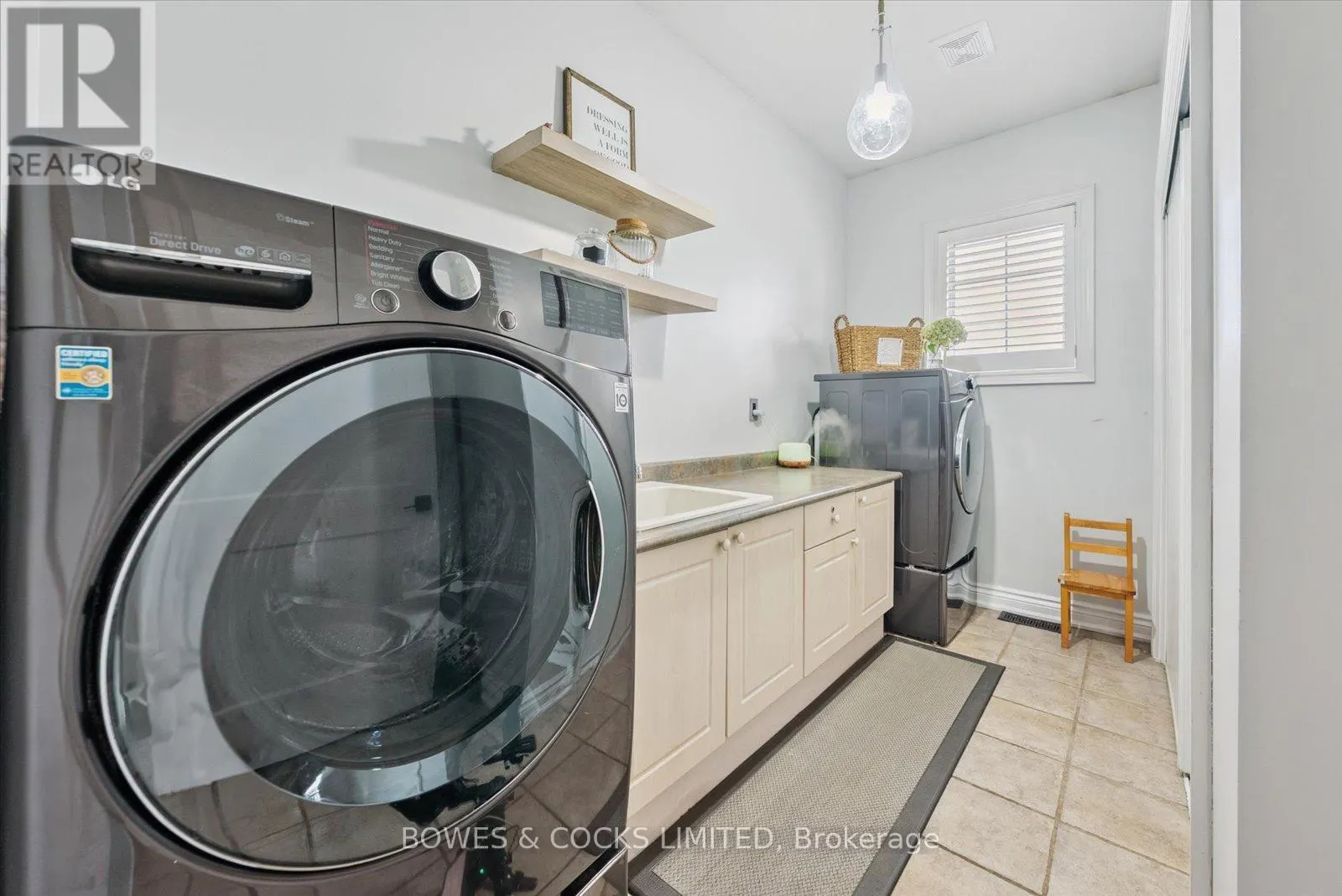 4588 PAYNES CRESCENT