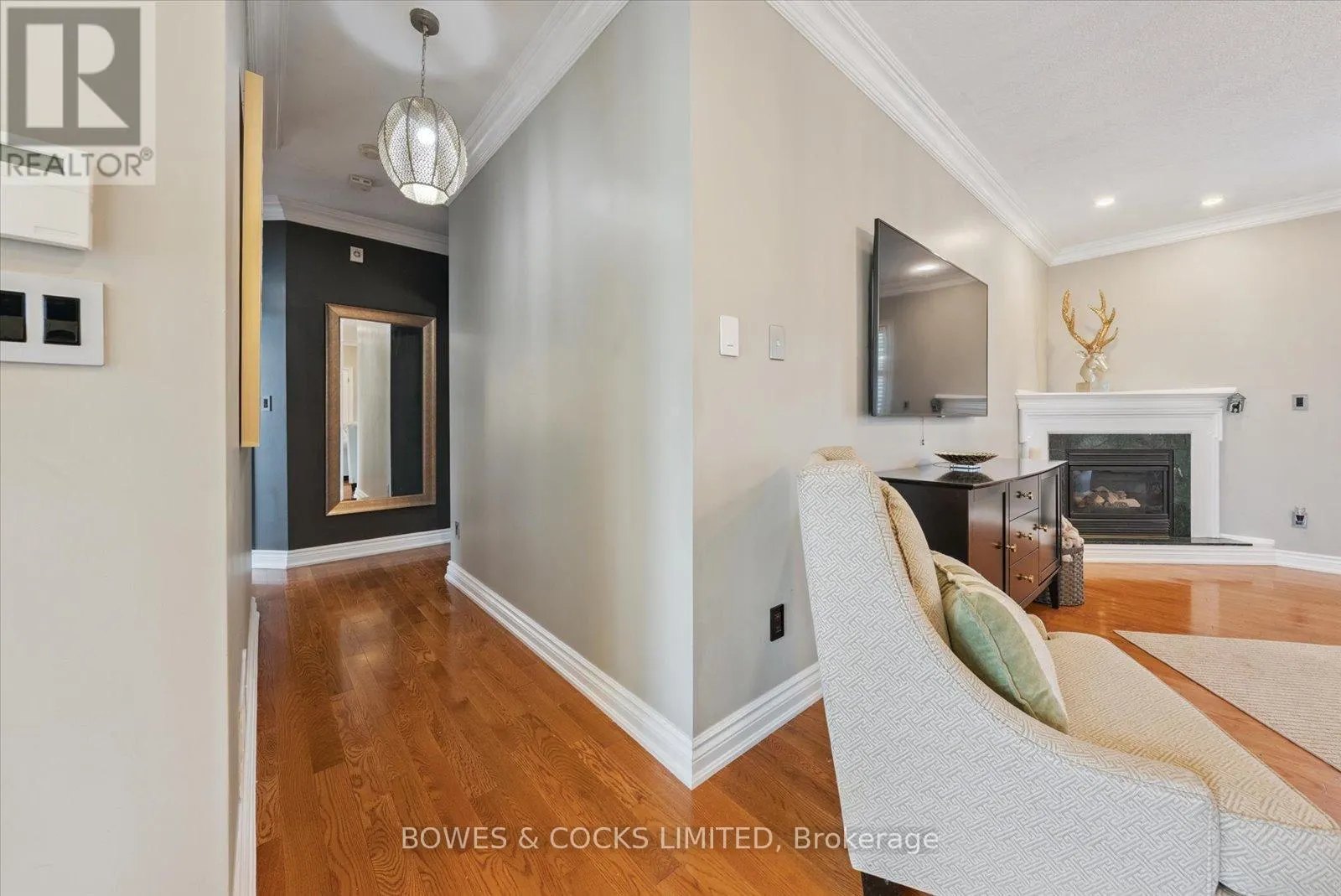 4588 PAYNES CRESCENT