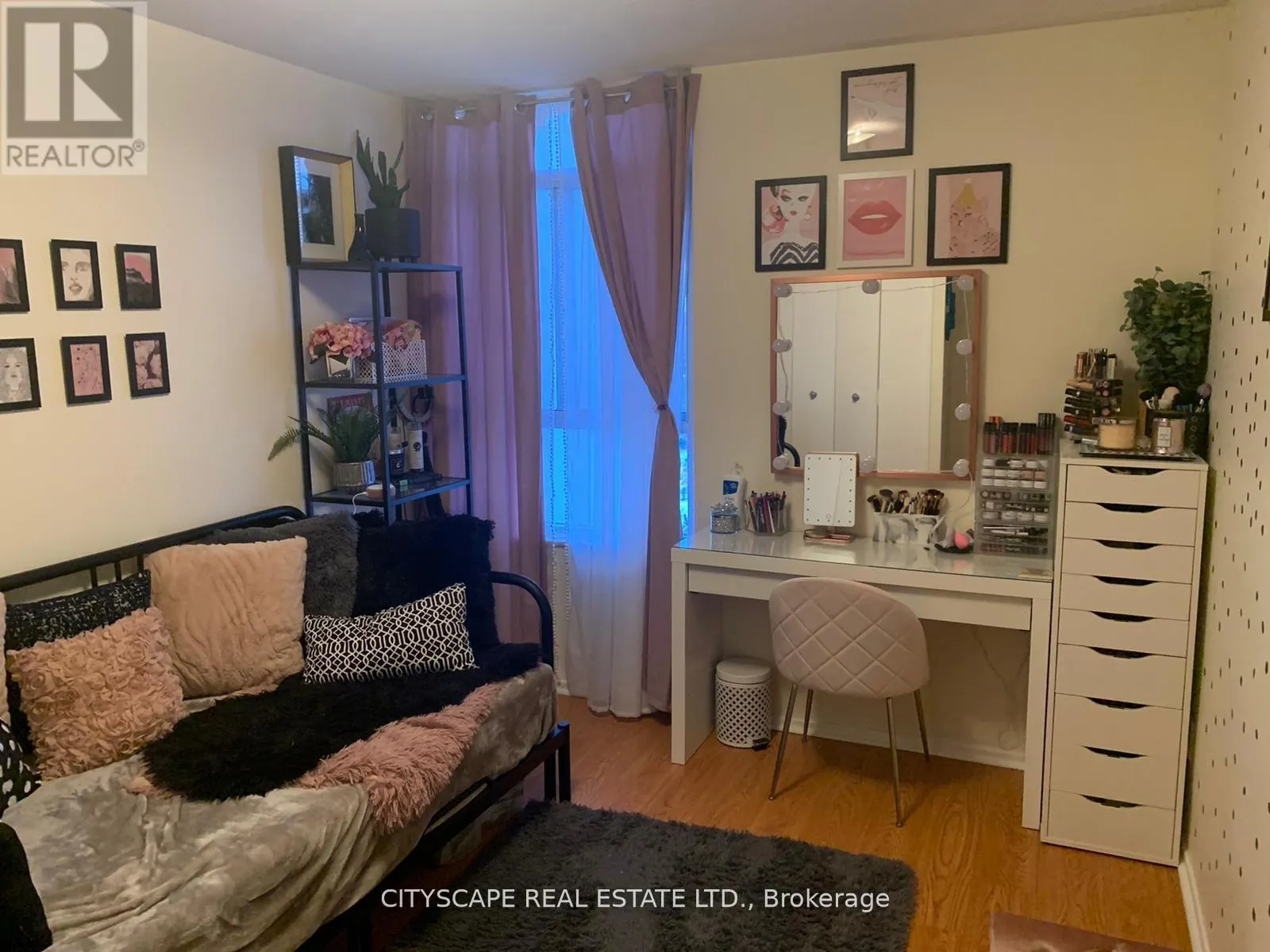 706 - 2550 PHARMACY AVENUE