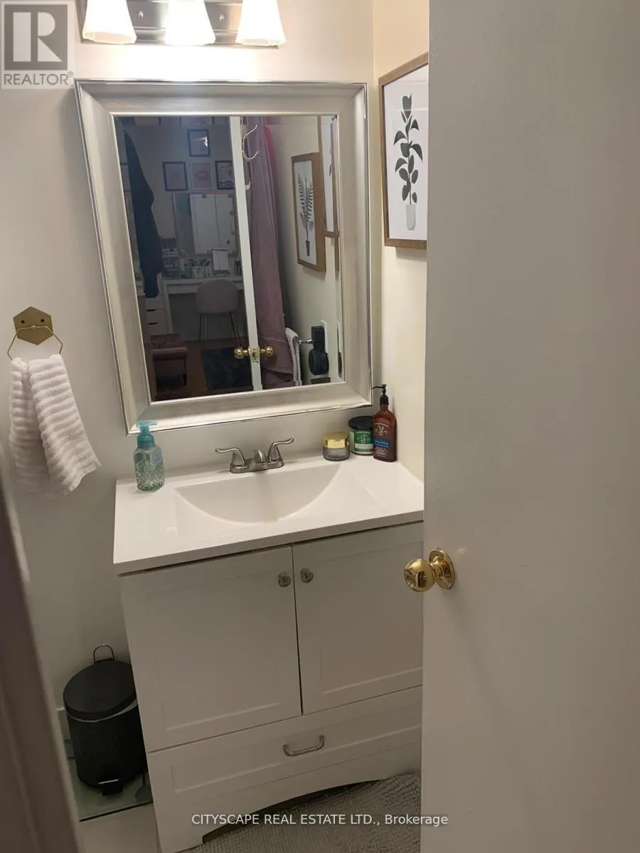 706 - 2550 PHARMACY AVENUE