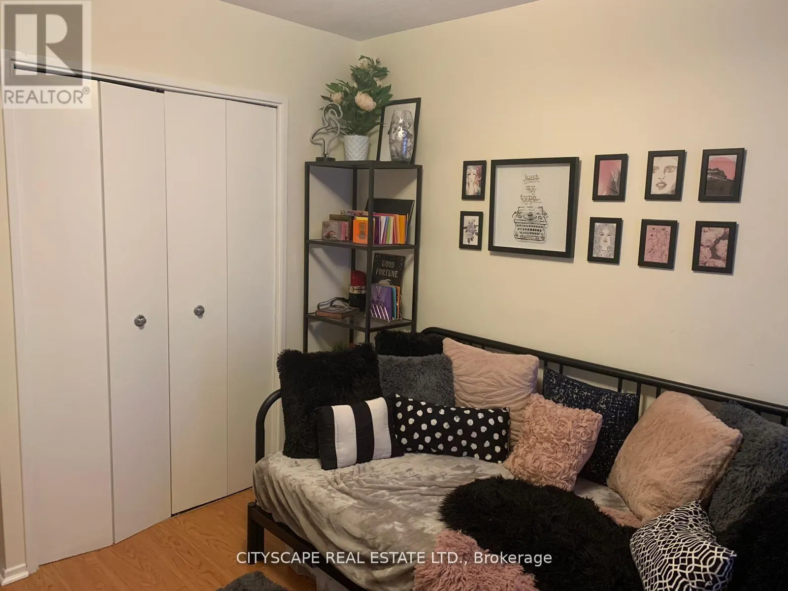 706 - 2550 PHARMACY AVENUE