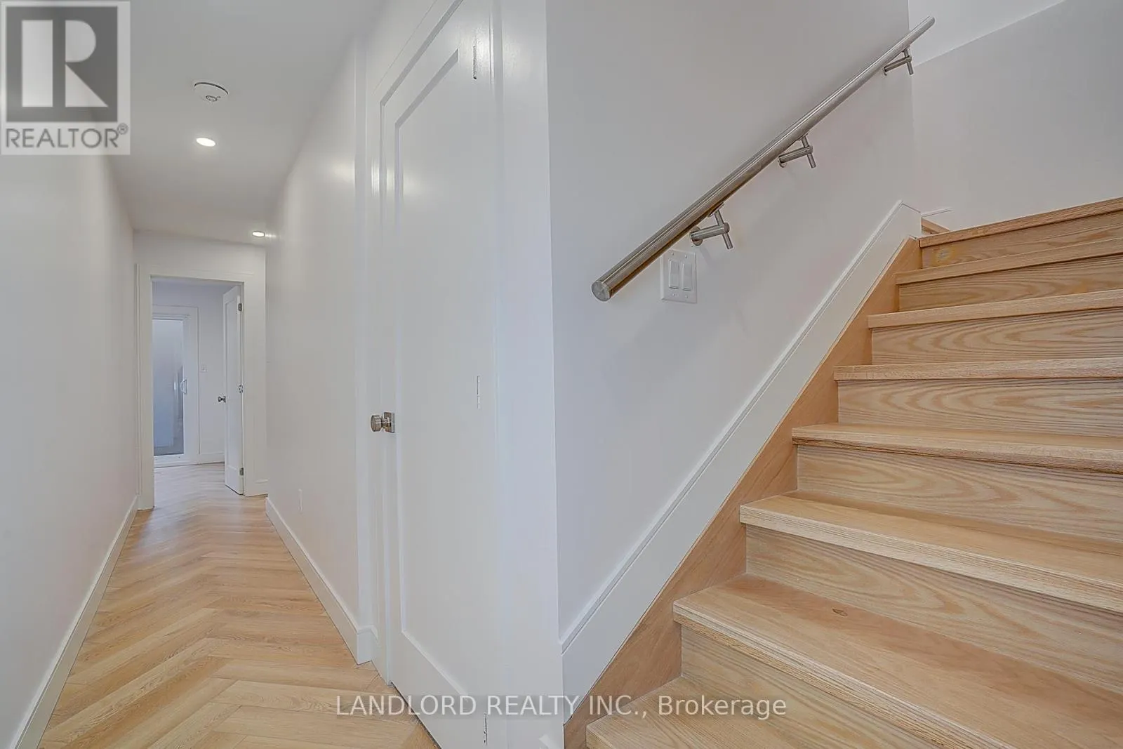 UNIT 1 - 1344 PAPE AVENUE