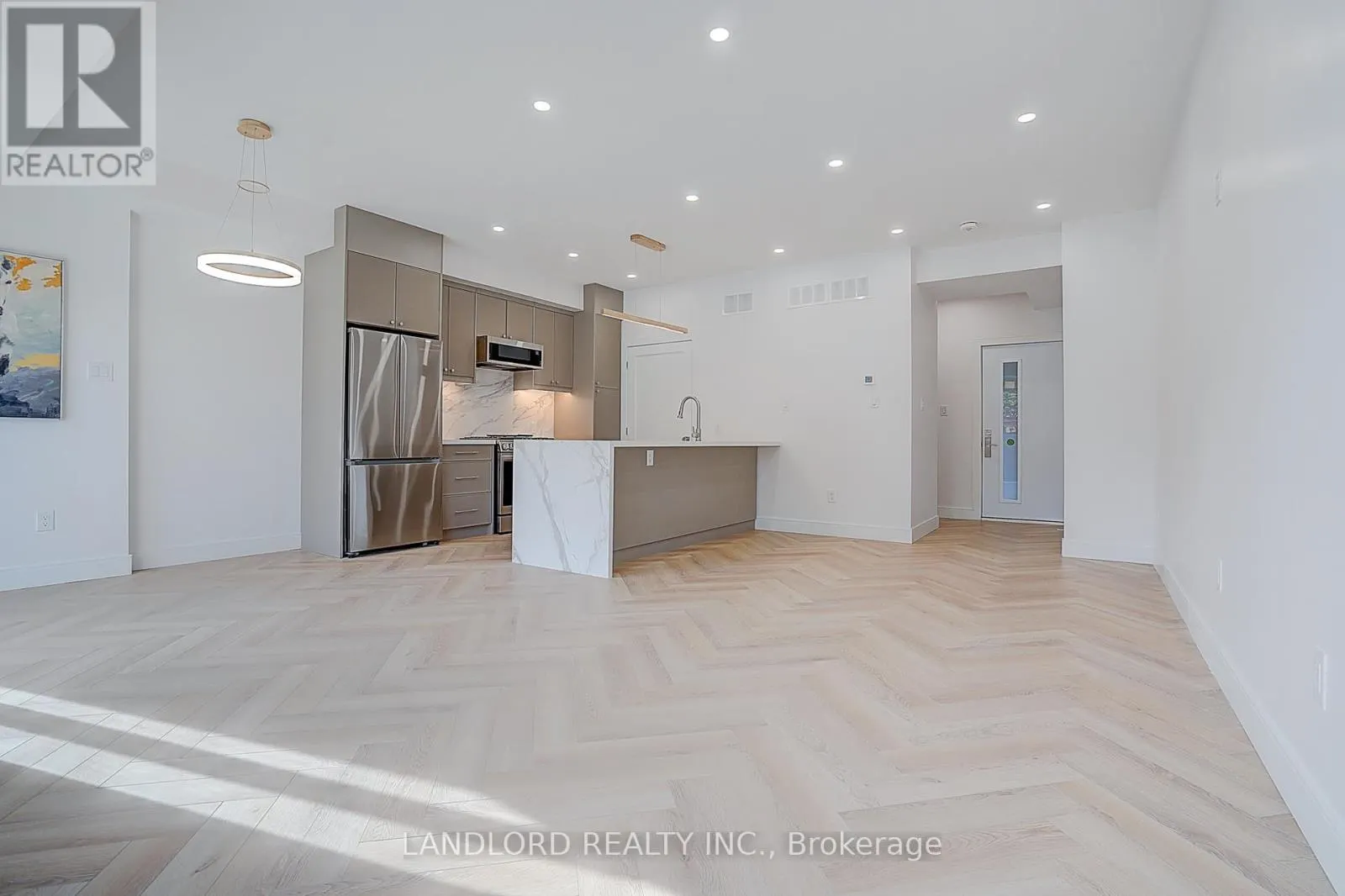 UNIT 1 - 1344 PAPE AVENUE