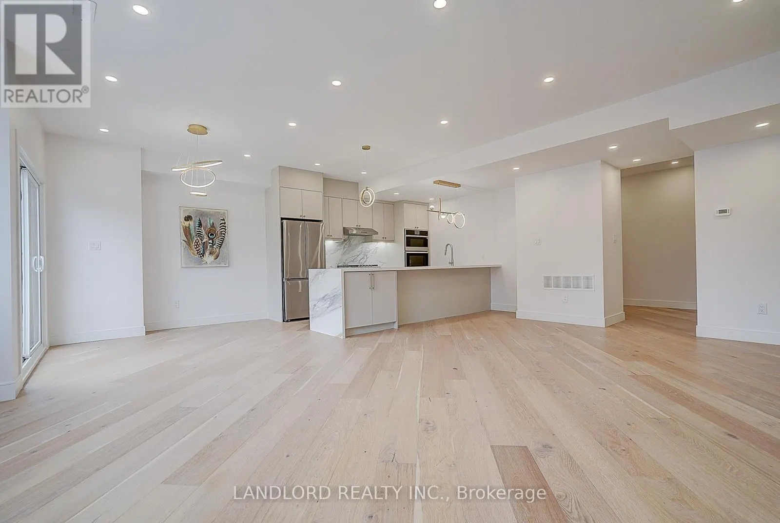 UNIT 2 - 1344 PAPE AVENUE