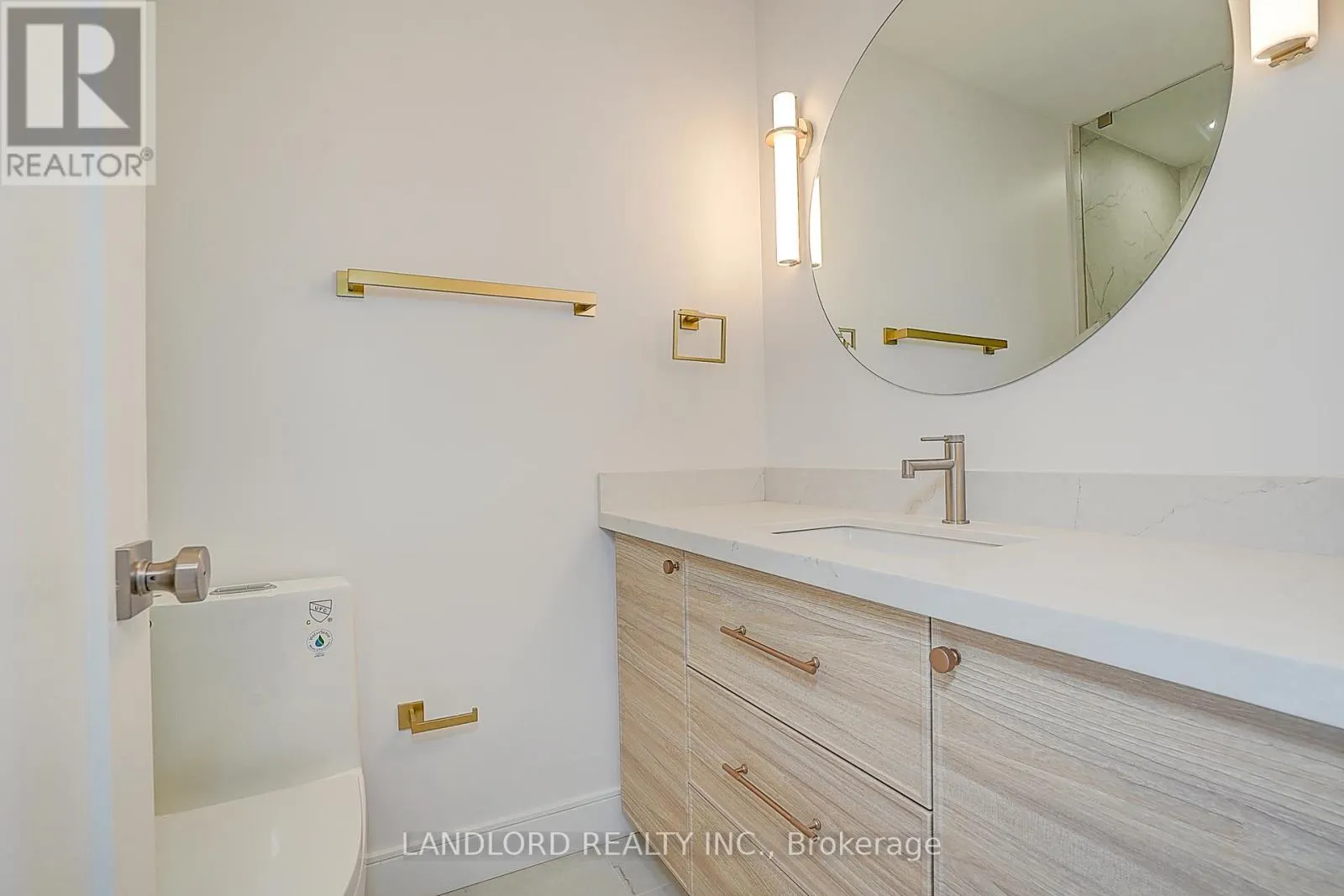 UNIT 2 - 1344 PAPE AVENUE