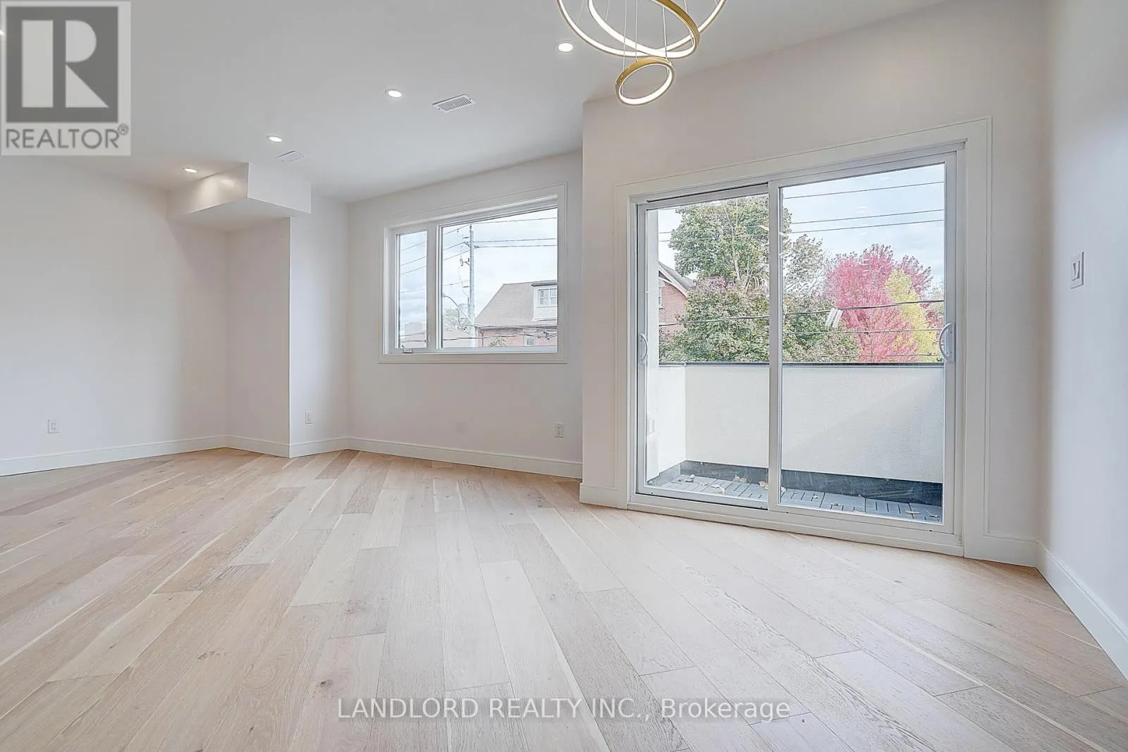 UNIT 2 - 1344 PAPE AVENUE