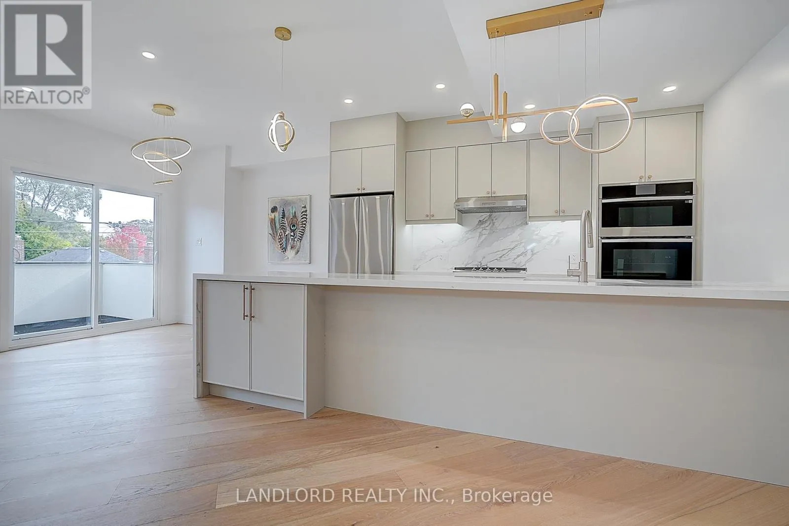 UNIT 2 - 1344 PAPE AVENUE