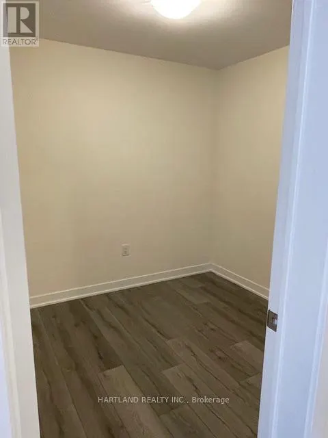 1404 - 1695 DERSAN STREET