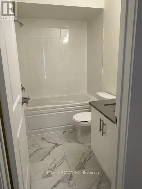 1404 - 1695 DERSAN STREET