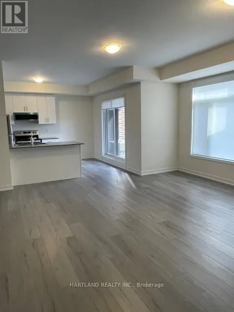 1404 - 1695 DERSAN STREET