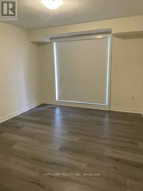 1404 - 1695 DERSAN STREET