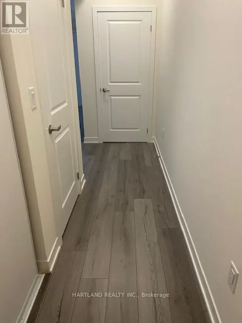 1403 - 1695 DERSAN STREET