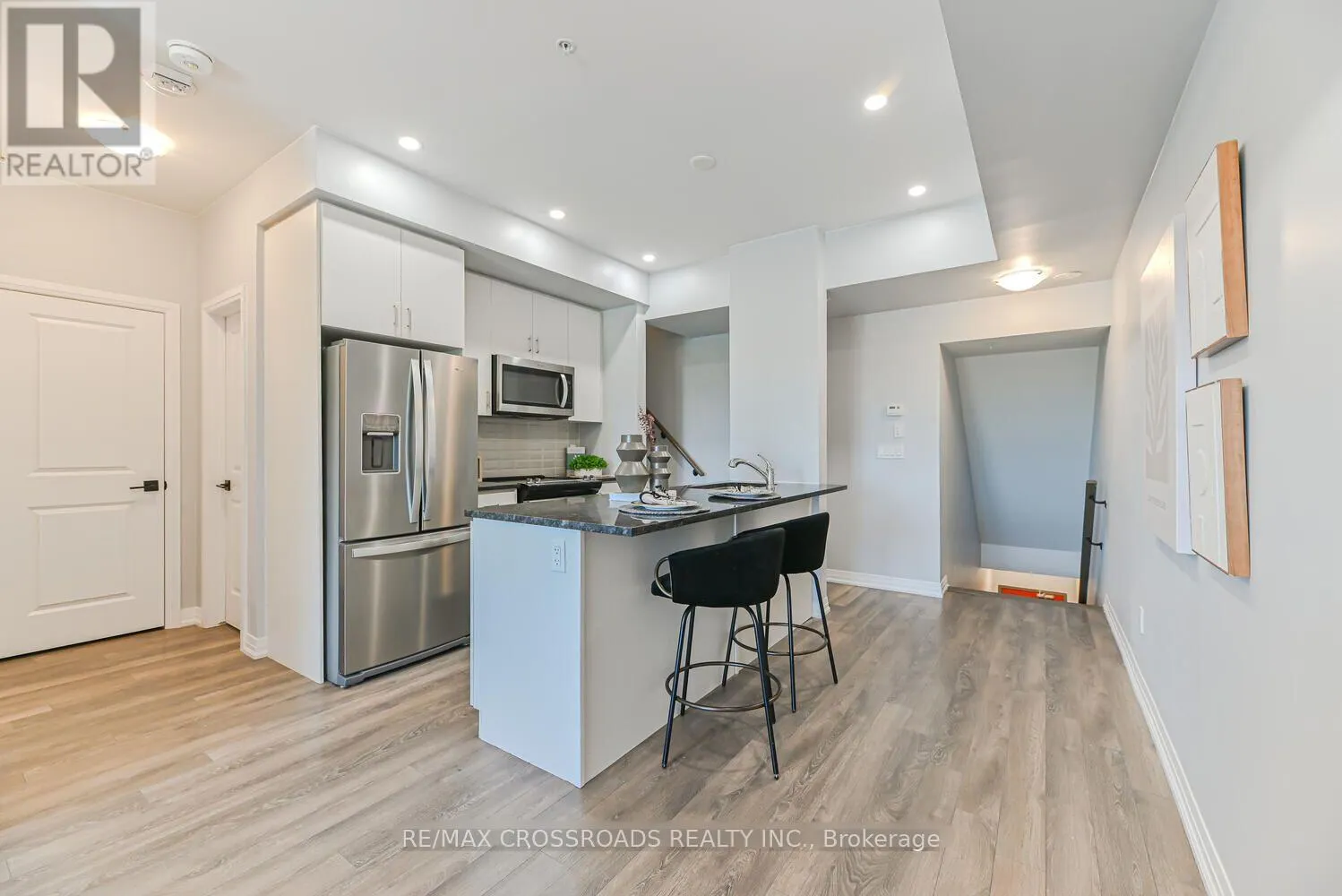 723 - 2635 WILLIAM JACKSON DRIVE