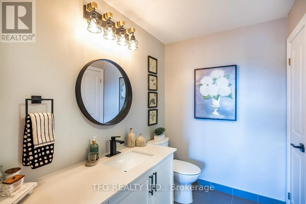 504 - 109 KING AVENUE EAST AVENUE E, #504