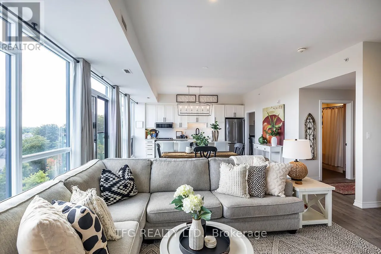 504 - 109 KING AVENUE EAST AVENUE E, #504