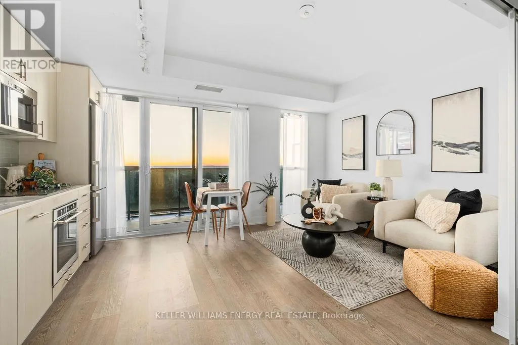 2421 - 2550 SIMCOE STREET N, #2421