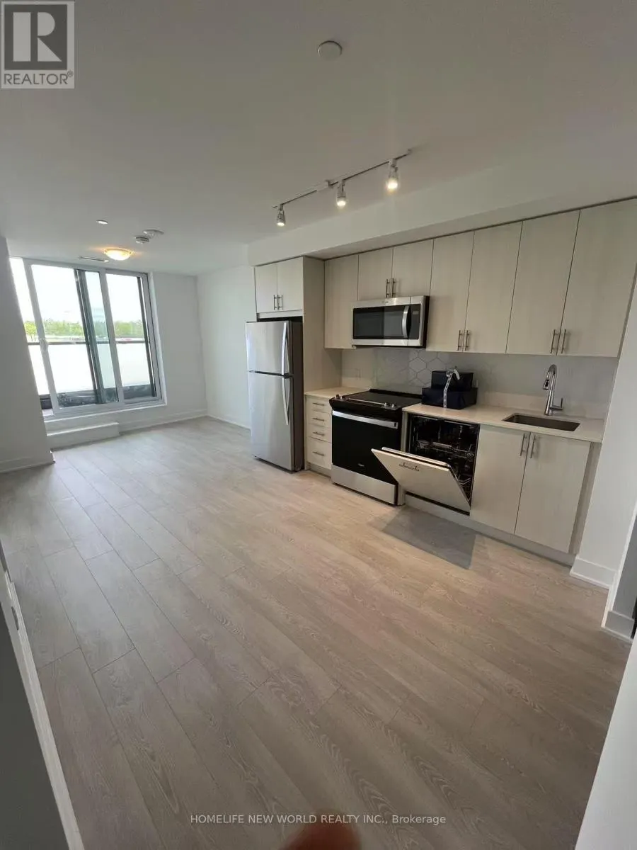 350 - 2545 SIMCOE STREET N