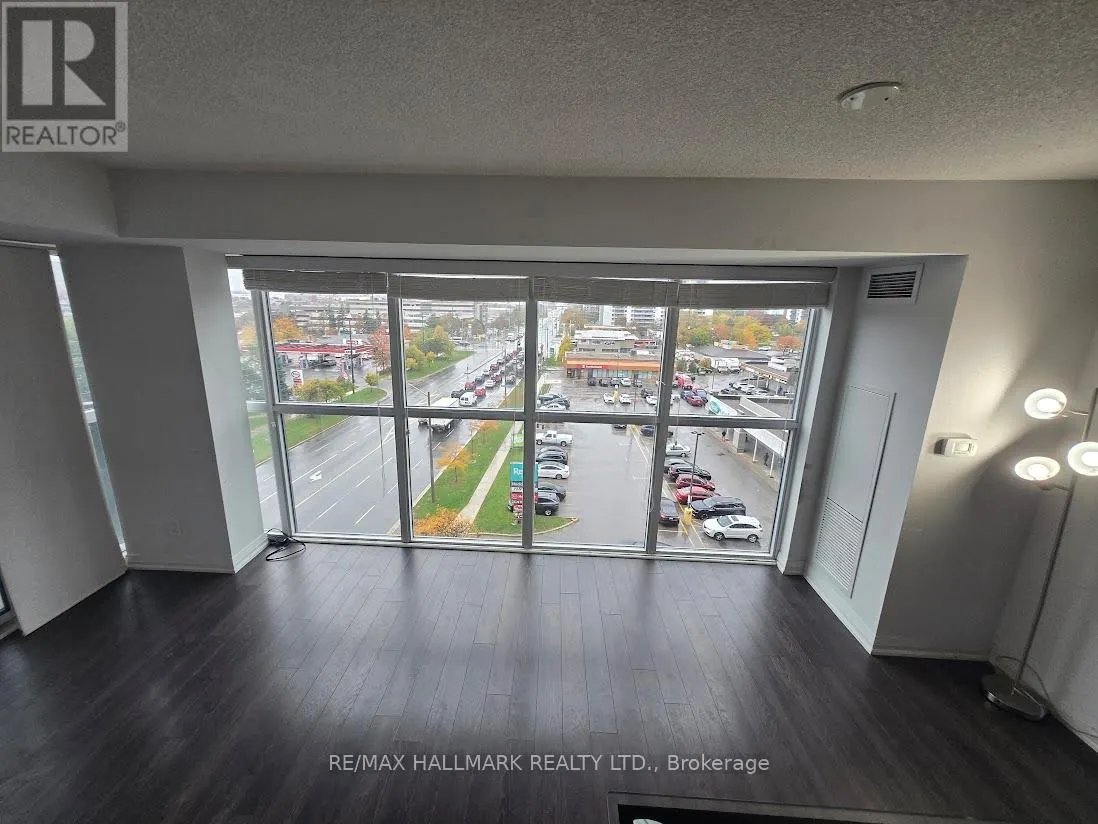 612 - 30 MEADOWGLEN PLACE