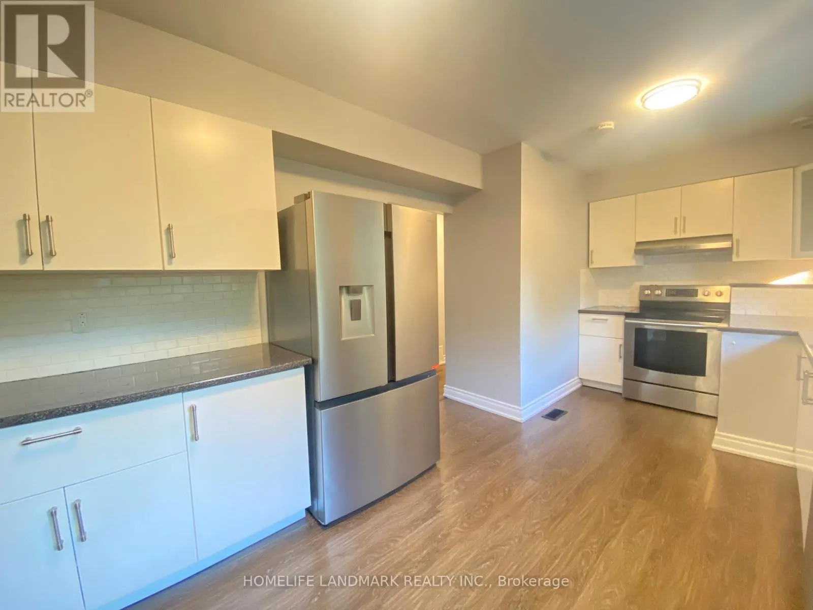 UPPER - 156 GUILDWOOD PARKWAY