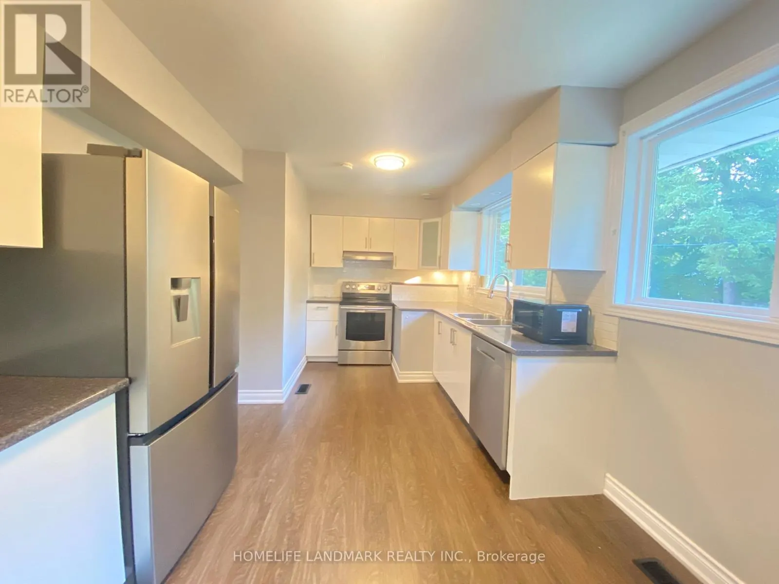 UPPER - 156 GUILDWOOD PARKWAY