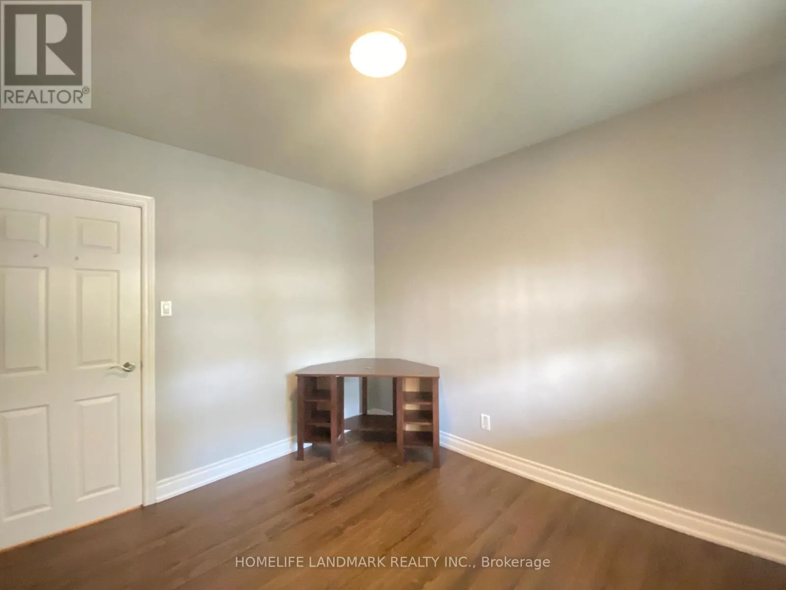 UPPER - 156 GUILDWOOD PARKWAY