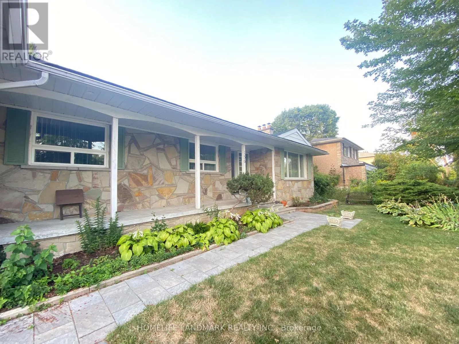 UPPER - 156 GUILDWOOD PARKWAY