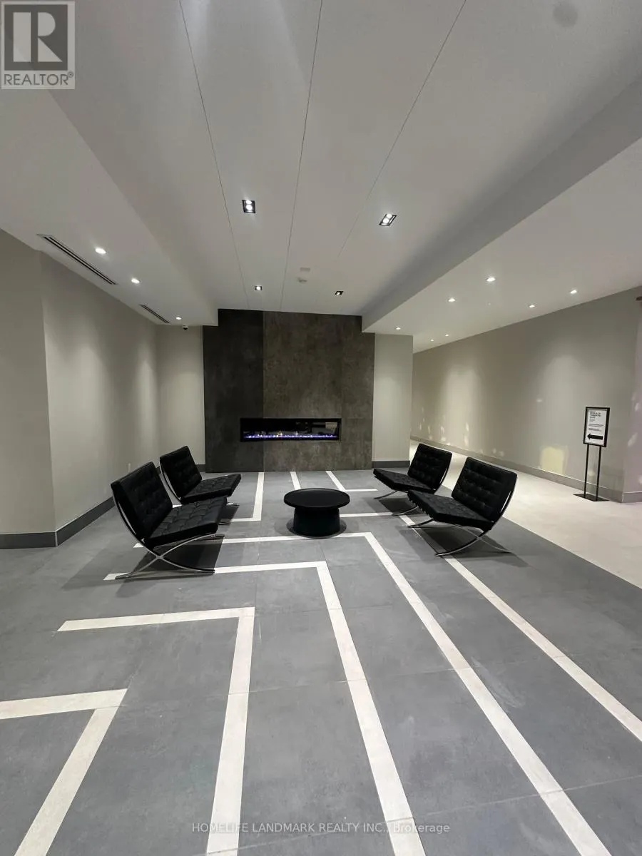 305 - 3260 SHEPPARD AVENUE E