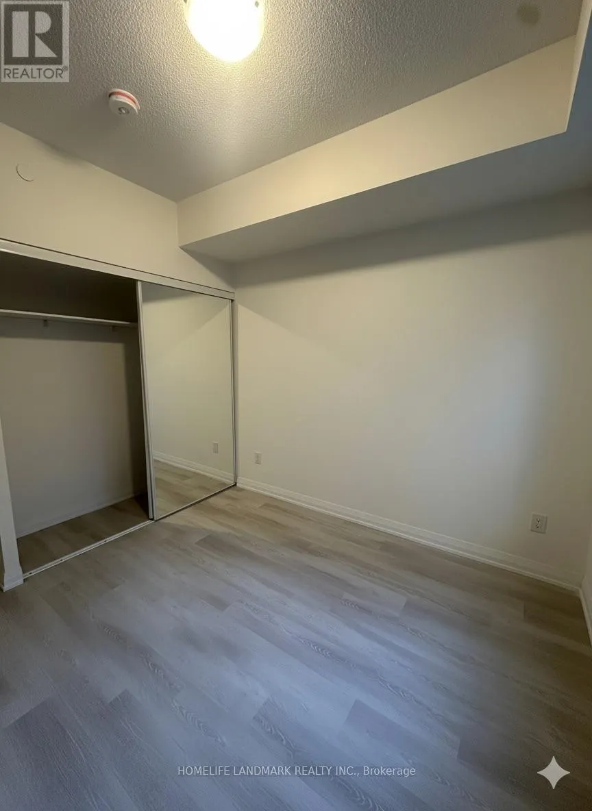 305 - 3260 SHEPPARD AVENUE E