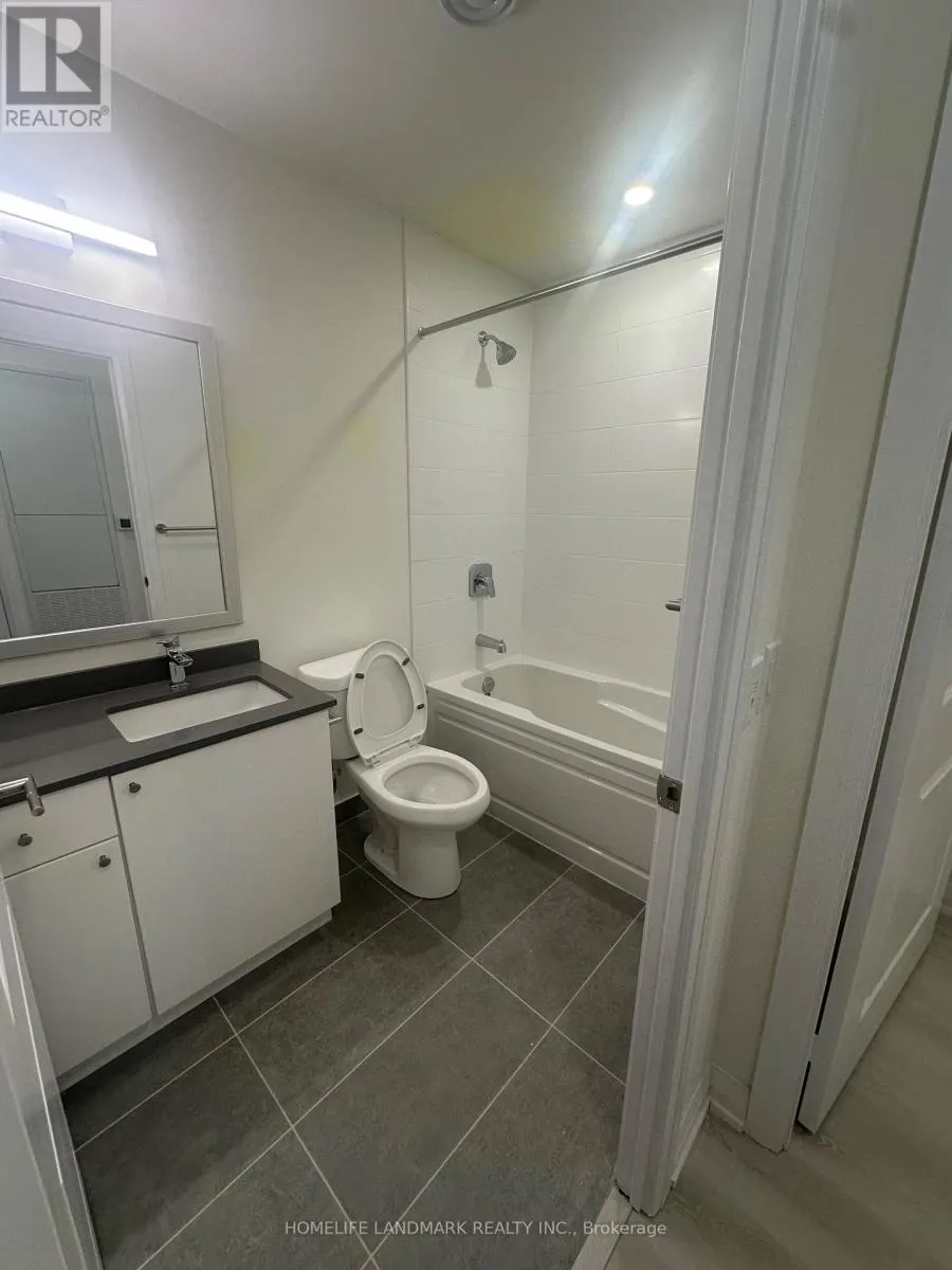 305 - 3260 SHEPPARD AVENUE E