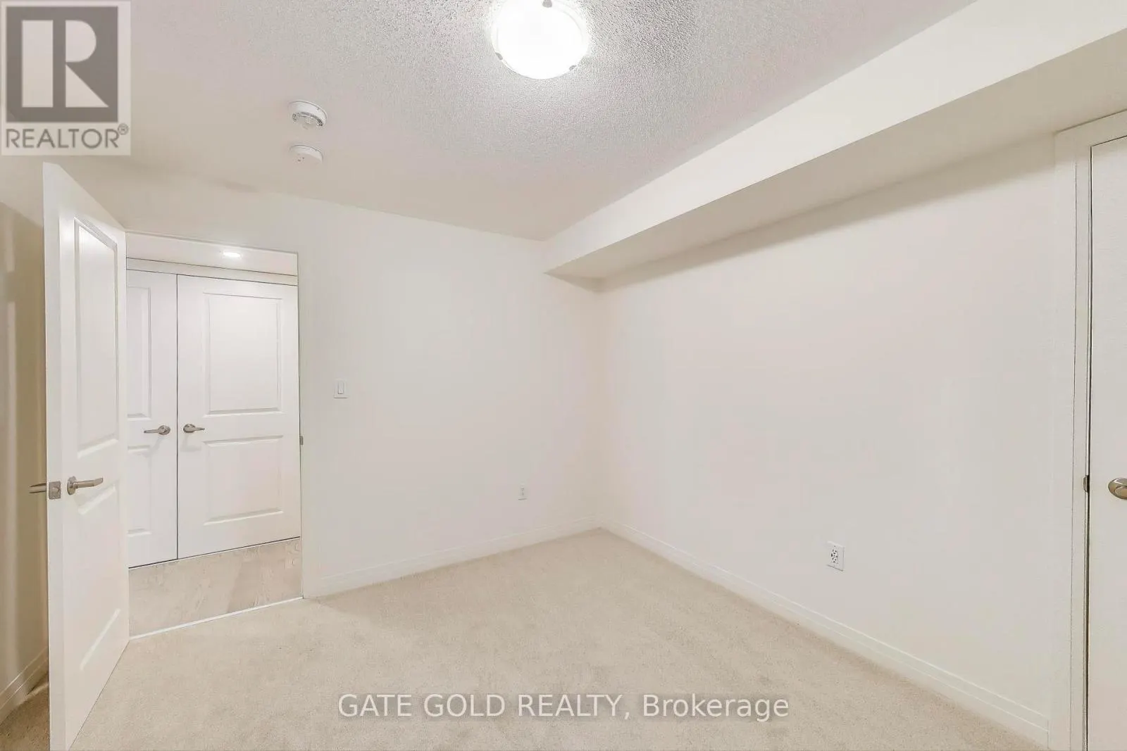 A - 14 LOOKOUT DRIVE