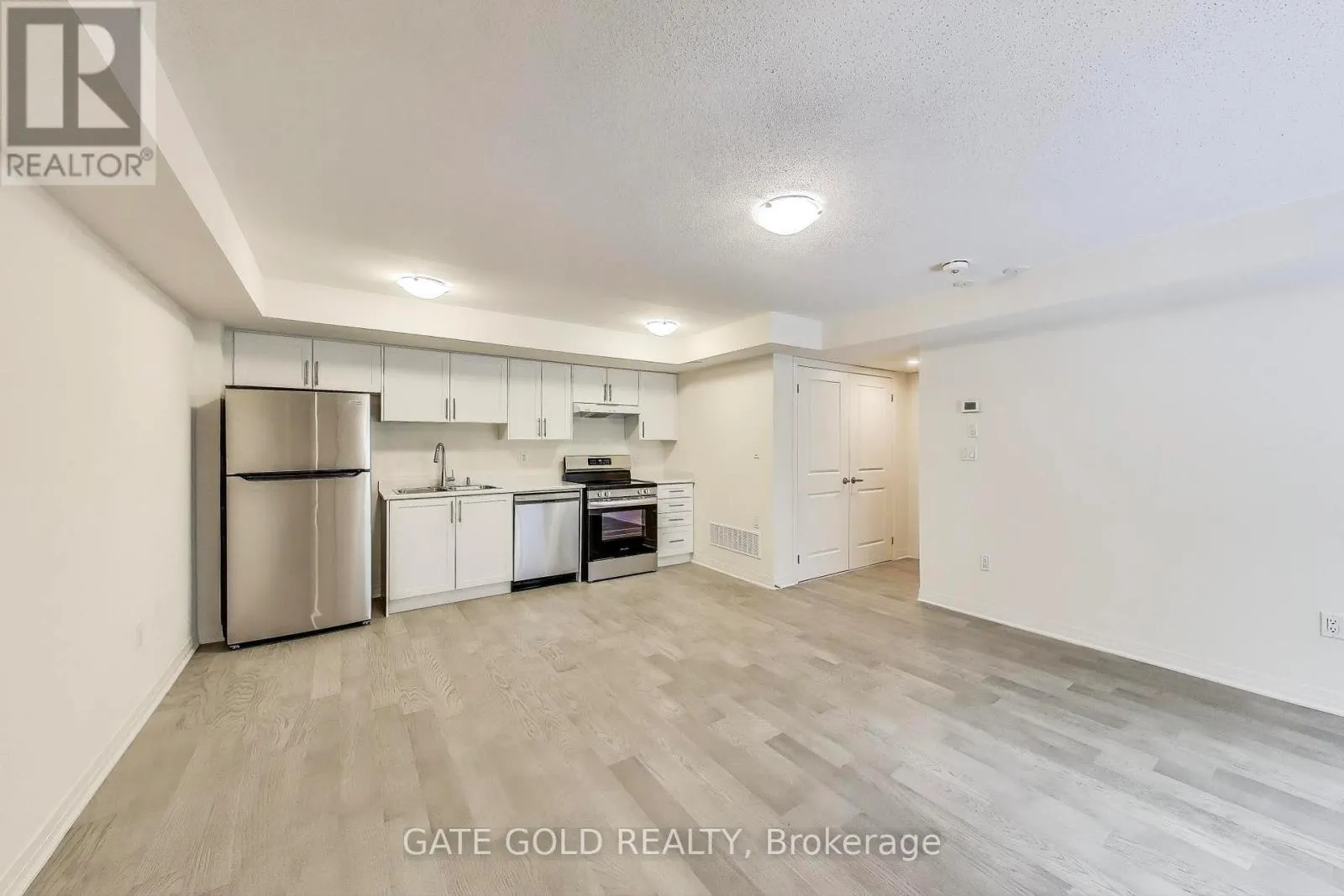 A - 14 LOOKOUT DRIVE