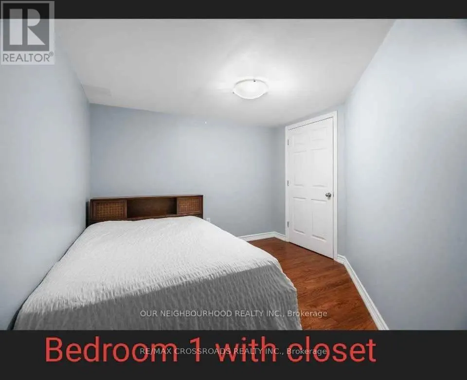 1105 CENTRE STREET S