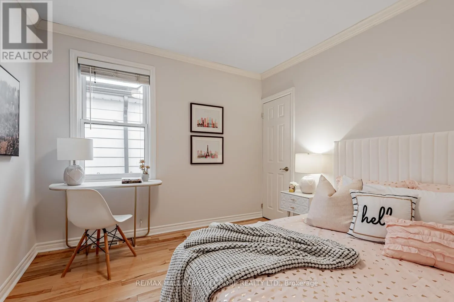 402 MILVERTON BOULEVARD